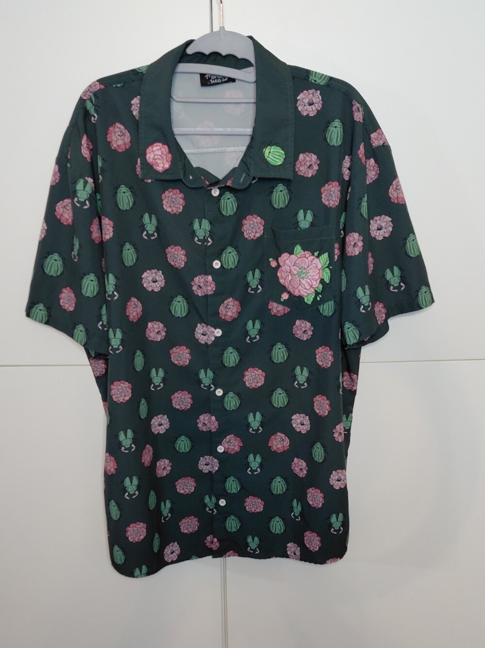 Unisex XL Beetle & Pink Peony Dark Green Floral Short-Sleeve Button-Down Shirt